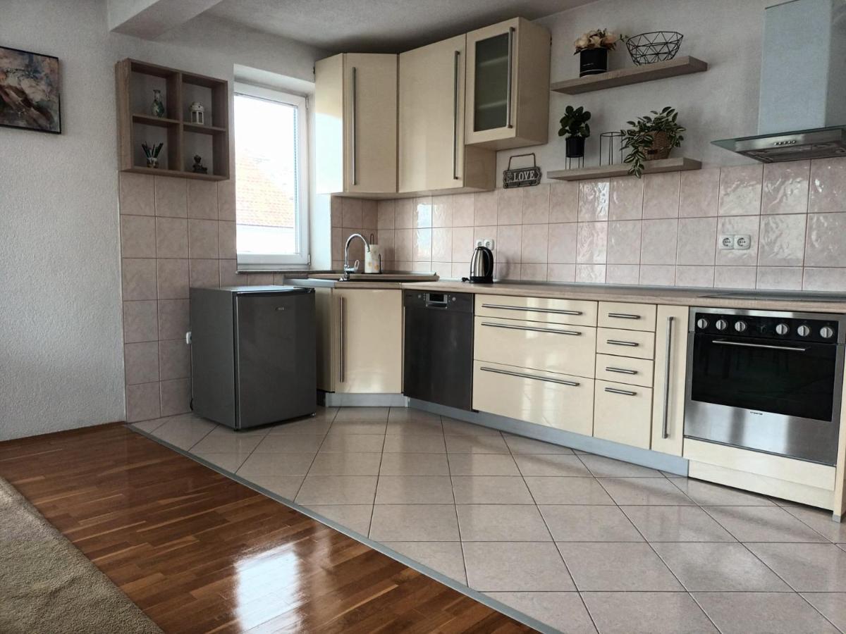 Mia Apartment Томиславград Екстериор снимка
