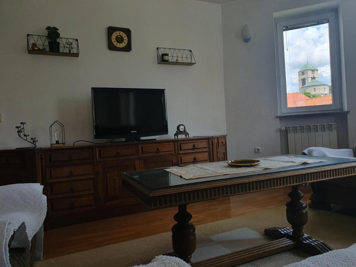 Mia Apartment Томиславград Екстериор снимка